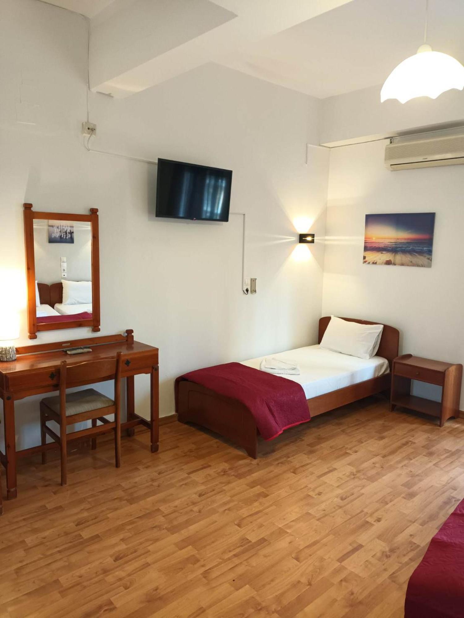 Saint George Hotel Loutra Edipsou  Eksteriør billede